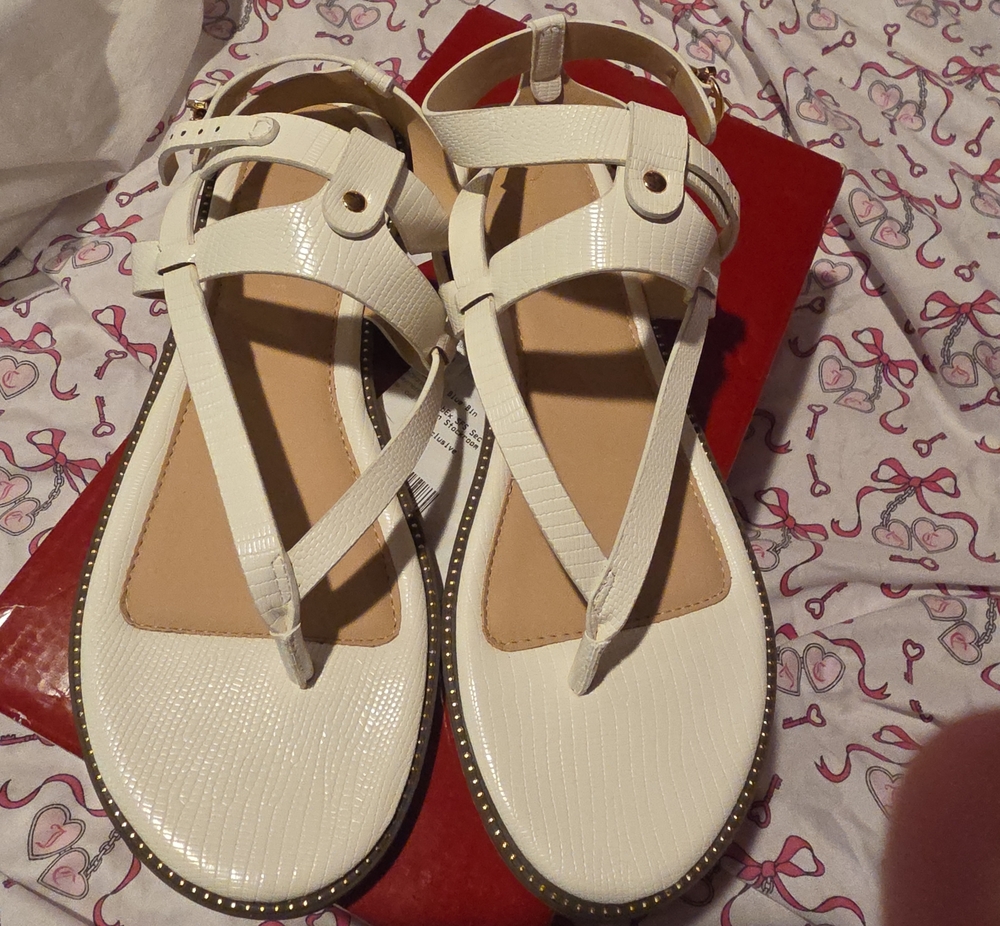 Journee Collection White T-Strap Sandals with Textured Finish